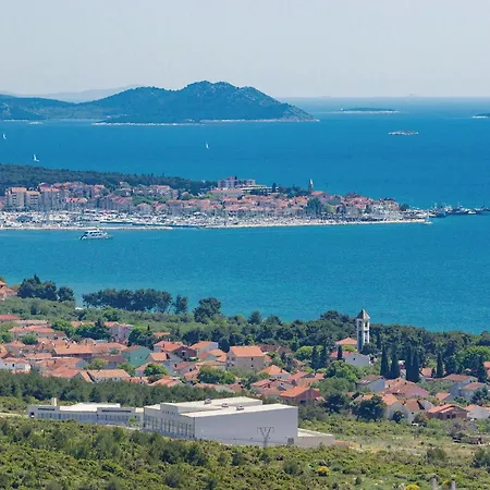 Awesome In Gornje Rastane Lejlighed