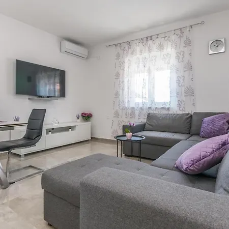 In Gornje Rastane With Wifi Apartment *