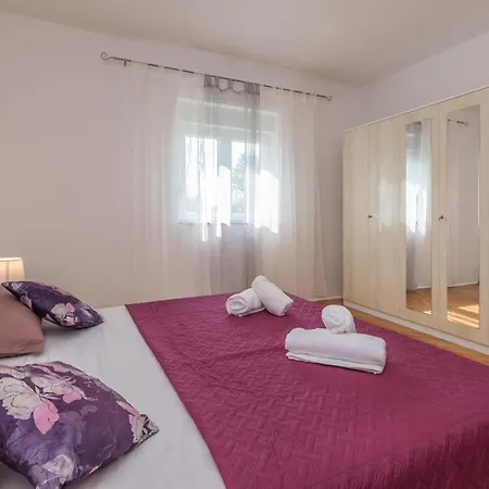 In Gornje Rastane With Wifi Apartment Donje Rastane