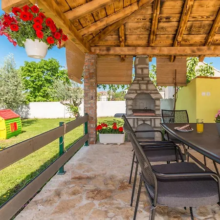 In Gornje Rastane With Wifi Apartment